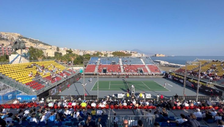 Talenti e sorprese, il grande tennis nella magia di Napoli