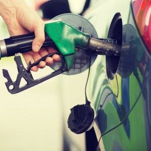 Per il gasolio è l'ora del giudizio: dal 2021 costerà come la benzina