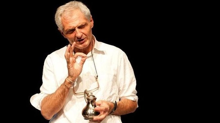 Mimmo Sorrentino: “Porto in scena i secondini. Il carcere è una guerra civile”