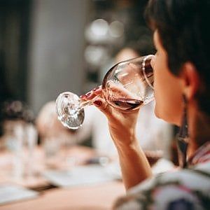 Vini d'autore, l'Italia del vino arriva in Versilia