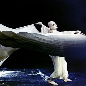 Lindsay Kemp, tra Nijinski, la Callas e il kabuki la danza di un eterno Narciso