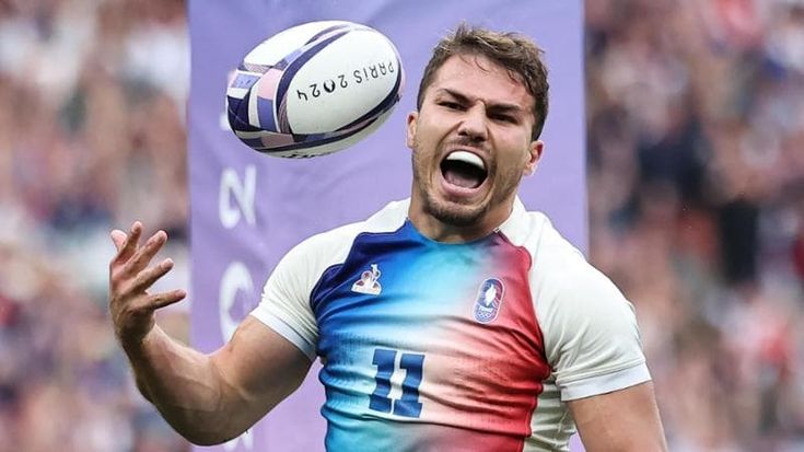 Rugby a 7, la Francia ai piedi di Dupont: il primo oro bleu a Parigi è ovale