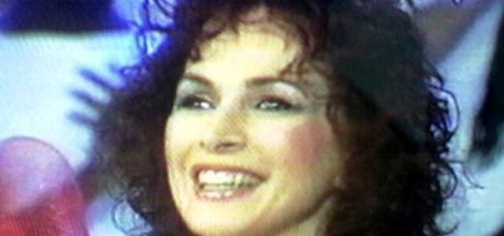 Dora Moroni torna a cantare per sopravvivere