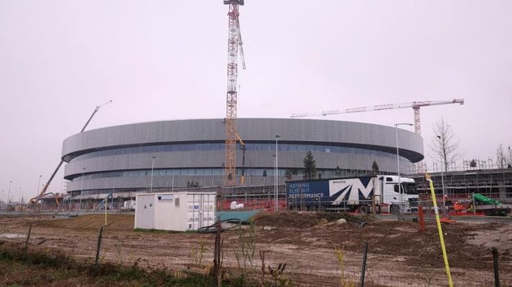 Hockey, l’Arena Santa Giulia è un cantiere. E per gli americani il campo di gioco è troppo corto