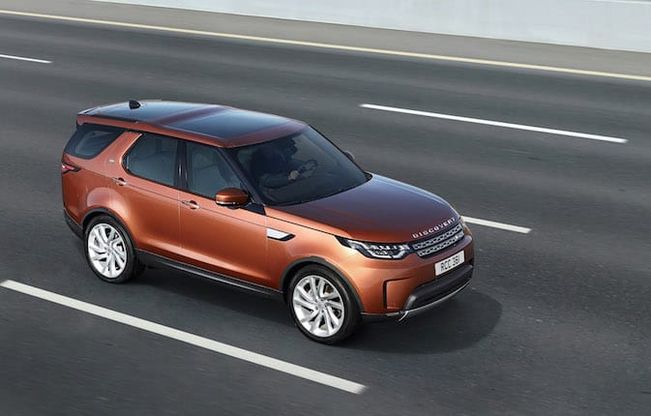 Land Rover, dal fango alle regate