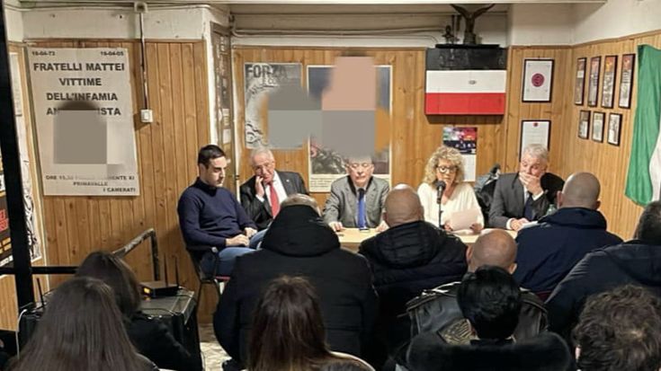 Acca Larentia, CasaPound ora si autocensura: il Duce oscurato per non imbarazzare Giorgia Meloni