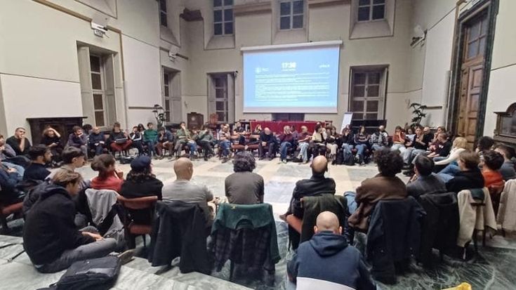 La lotta dei ricercatori torinesi: “Il 30% già licenziato, è la più grande espulsione mai vista”