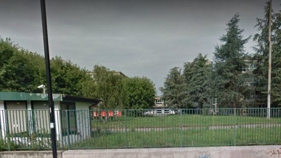 Telefonata anonima: "C'è una bomba". Evacuate due scuole nel Milanese