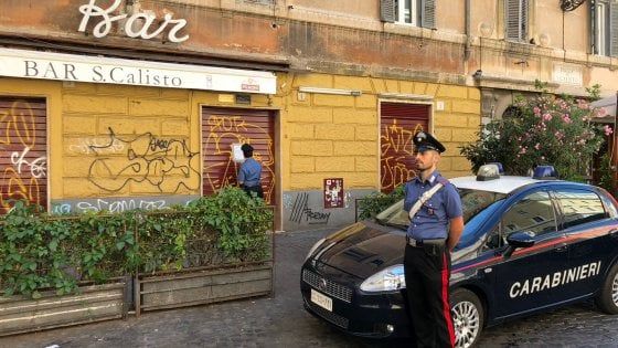 Roma, chiude per tre giorni il bar San Calisto. "Ritrovo di pregiudicati e disturbo della quiete pubblica" 