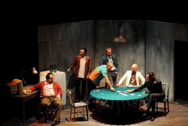 Duse, giocarsi la vita a "Poker"
