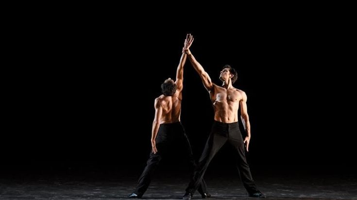Roberto Bolle: “A Caracalla un assolo per la Terra al centro delle rovine”