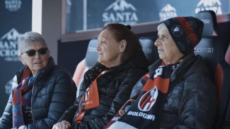 “Questa è casa mia”: Natalina, Dina e Giancarla, tre tifose protagoniste del video del Bologna
