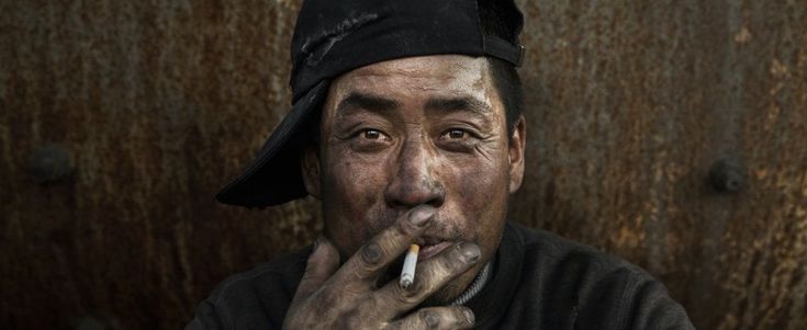  Illegali e inquinanti: l’inferno di metallo delle acciaierie cinesi 