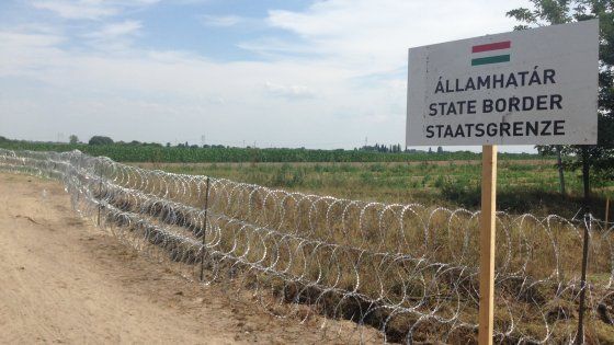 E l’Ungheria ha già alzato il suo muro: “Mai più un profugo nei nostri confini” 
