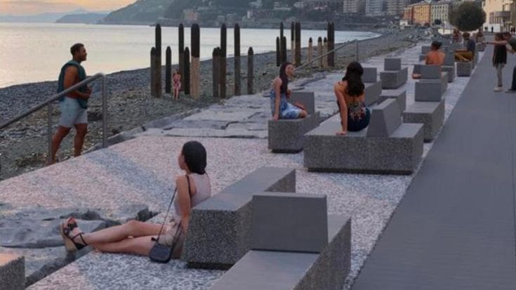 Voltri, nuova passeggiata con spiaggia più lunga ma sempre protetta