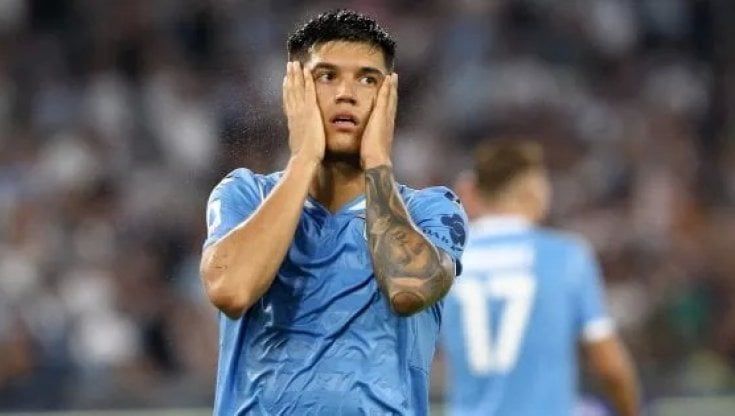 Gli svaligiano la casa mentre gioca all'Olimpico, la furia di Correa