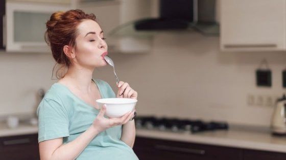 L’alimentazione giusta della donna in gravidanza