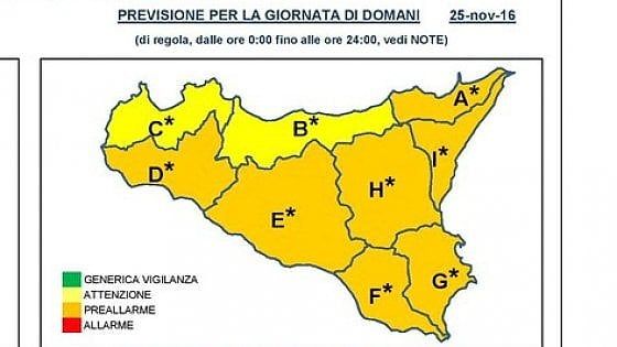 Maltempo in Sicilia: disagi nei collegamenti con le isole minori, voli cancellati a Pantelleria