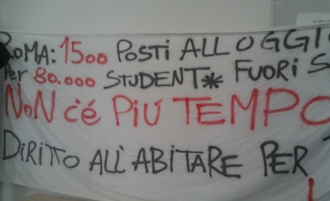 Universit&agrave;, occupato assessorato alla casa"Non c'&egrave; pi&ugrave; tempo per diritto all'abitare"