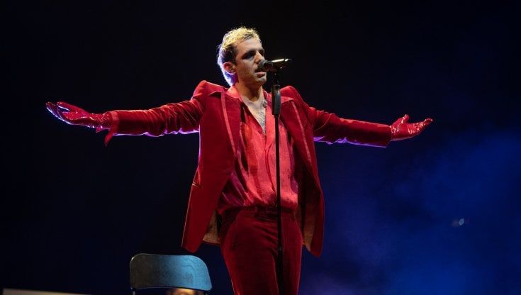 Achille Lauro: "Bari città splendida: finalmente il mio primo concerto qui. E aspetto i parenti da Gravina"   