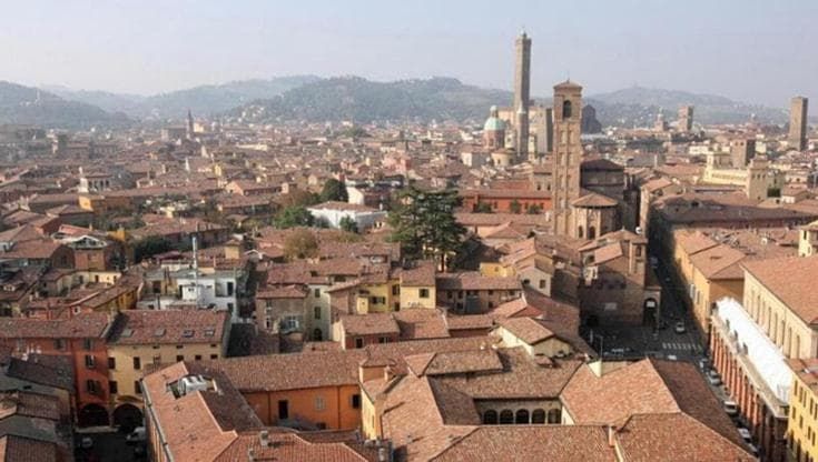 Casa a Bologna, le previsioni per il 2026 su compravendite e affitti
