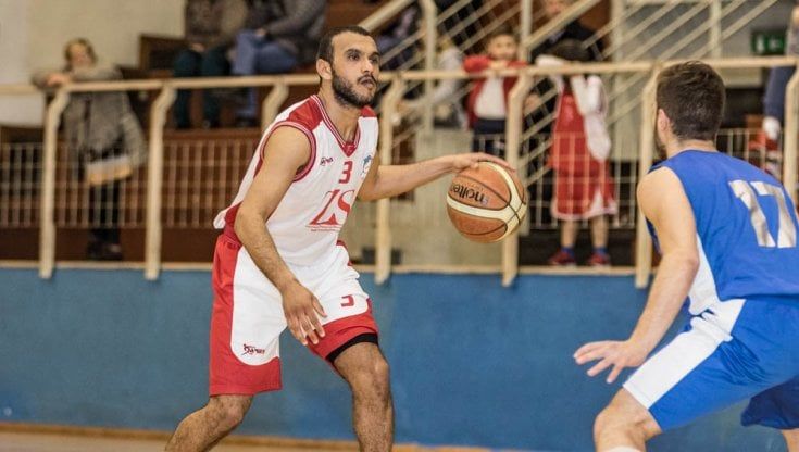 Basket, malore in campo: muore il giocatore della Fortitudo Messina Haitem Jabeur Fathallah