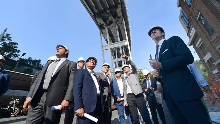 Genova, scontro grillini-Lega: “Né Toti né Bucci commissari”