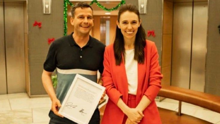 Nuova Zelanda, l'insulto della premier Ardern si trasforma in beneficenza e raccoglie 63mila dollari
