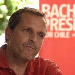 Miguel Bosè si separa da Nacho Palau, i 4 figli verranno "spartiti" tra il cantante e il suo ex. In Italia potrebbe accadere?
