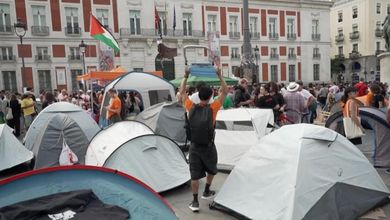 Madrid: manifestanti si accampano a Puerta del Sol per rivendicare il diritto alla casa