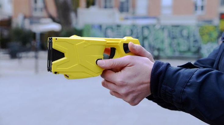 Il taser alla prova Consiglio: la richiesta di più pattuglie per superare le diffidenze dei critici