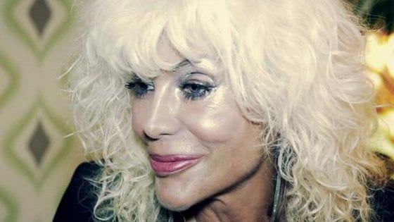 Donatella Rettore, tweet shock: "Mi devono rioperare d'urgenza, vi amo tutti"