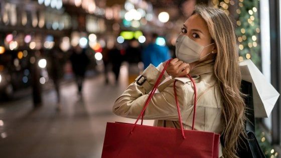 Pesa l’incertezza, i consumi sono più prudenti