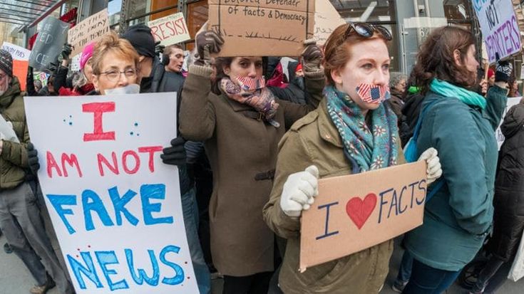 I tre fronti aperti dalle fake news