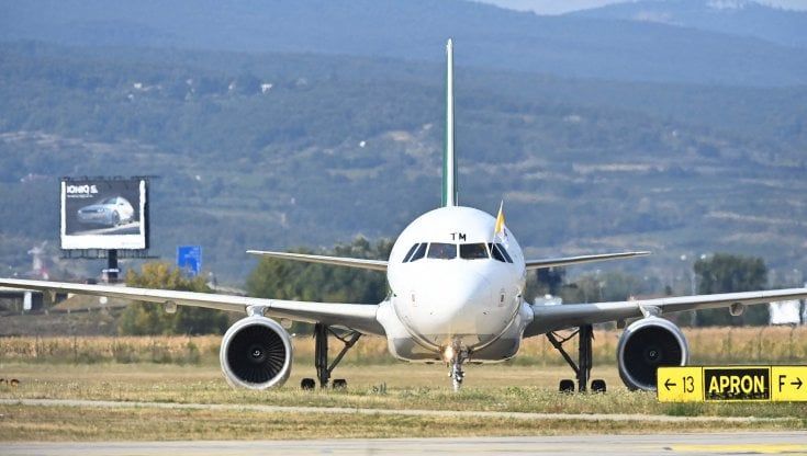 Assaeroporti: piano triennale con sviluppo, sostenibilità e digitalizzazione. Ma c'è un caso Alitalia