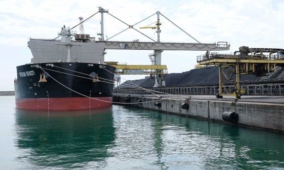 Niente più carbone nel porto di Genova, l'allarme dei lavoratori
