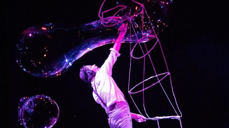 Al Parenti la magia del teatro per gli spettatori di domani