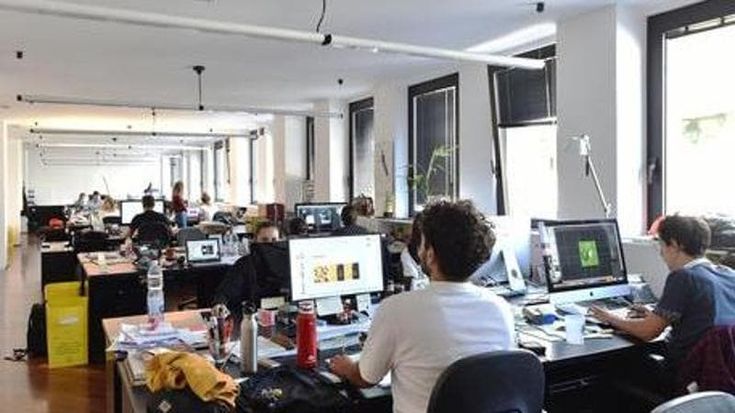 Due italiani su tre vorrebbero lavorare di meno. Vince la regola di “fare il minimo indispensabile”