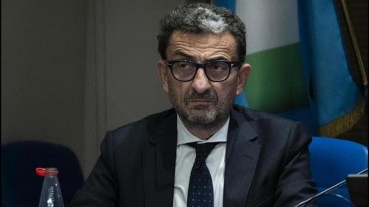 Tabarelli: “Situazione molto grave, temo dovremo riaprire le centrali a carbone”