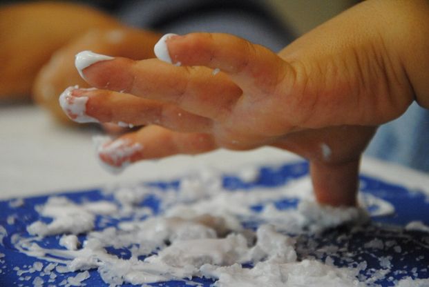 Scatti di mani: cos&igrave; i bambini creano