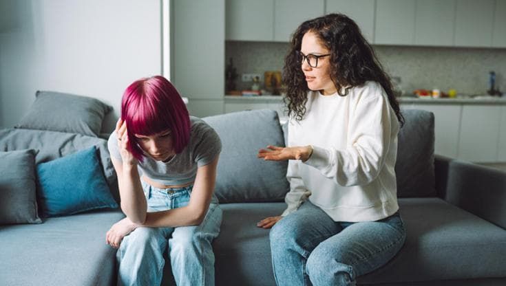 Genitori in crisi, ecco perché è necessario accettare il conflitto con i figli adolescenti