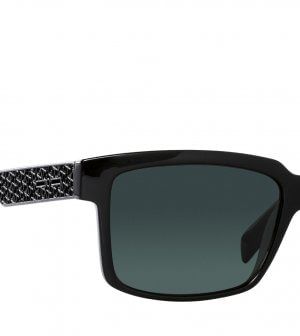 Lapo mette gli occhiali ad Adidas