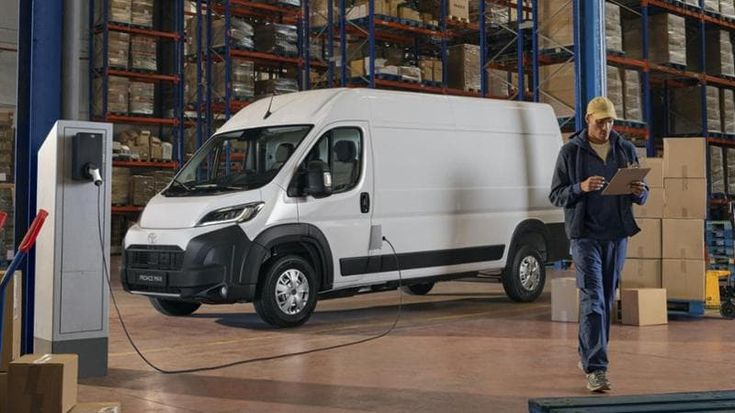Nuovo Proace Max, così Toyota amplia la gamma Professional
