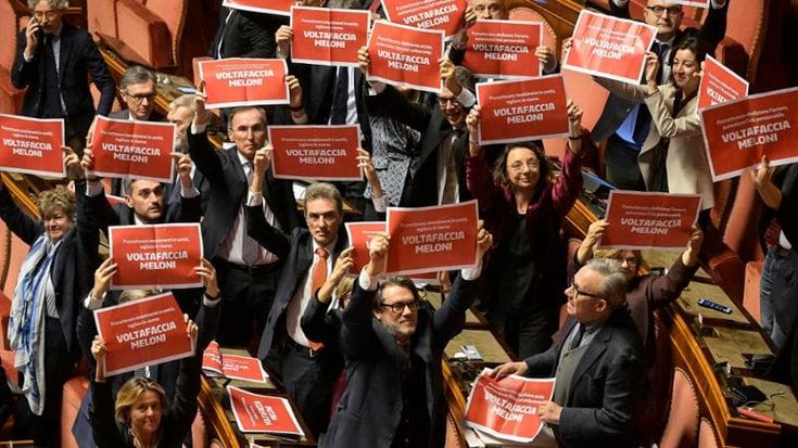 Manovra, 110 sì al Senato. La legge di bilancio passa alla Camera. Schlein: “È un vicolo cieco”