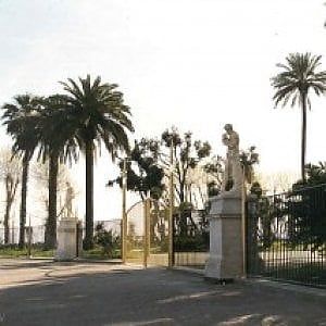 Rapine in Villa Comunale, arrestati due minorenni
