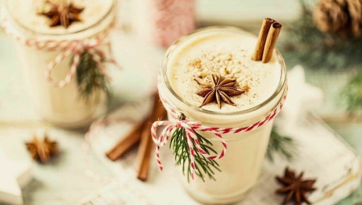 Dal medioevo a Eisenhower: l'eggnog e il sapore del Natale 