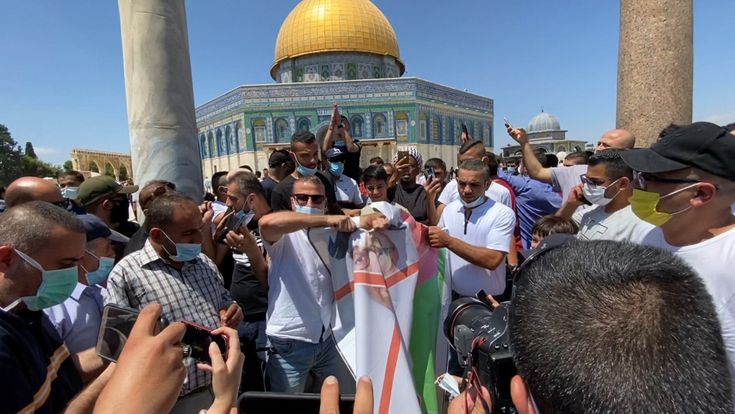 Accordo Israele-Emirati, protesta nei Territori: "Tradimento". Ma il patto si allarga