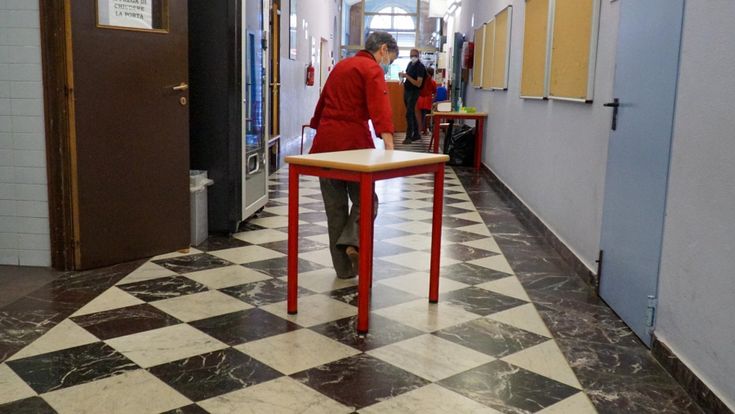 A scuola sei mesi dopo. Ma un allievo su tre resta ancora a casa