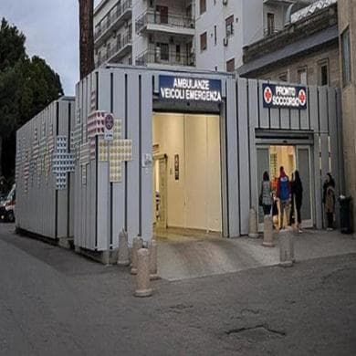 Palermo, sparatoria in via Montalbo. Un uomo ferito a Villa Sofia