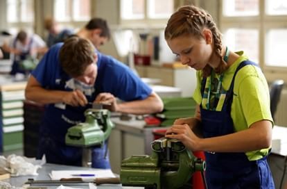 Il Made in Italy cambia pelle è boom di imprese giovani 
